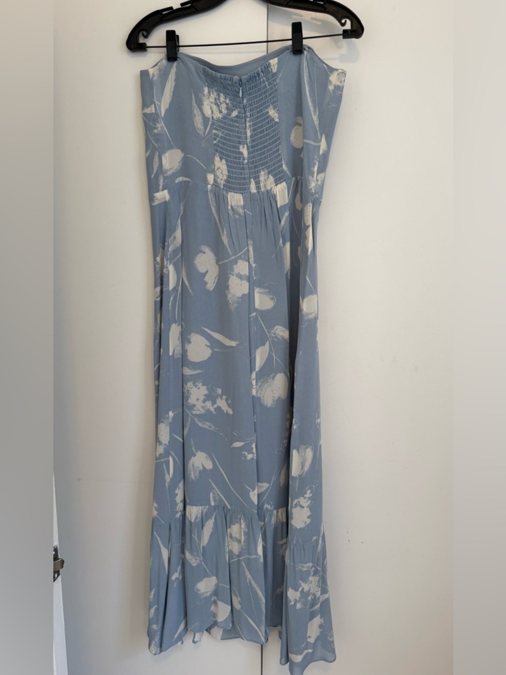 Reformation Arta Strapless Blue Floral Long Dress in Clarity size 12 - Picture 5 of 10